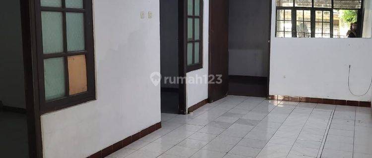 Disewakan Rumah Di Komplek Puloasem,  Rawamangun - Jakarta Timur  1