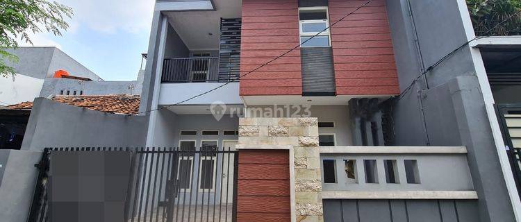 Dijual Rumah Cantik Siap Huni di Kayu Putih Jakarta Timur 1