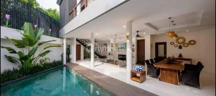 Villa Mewah Lokasi Premium Dekat Ke Pantai Seminyak 1