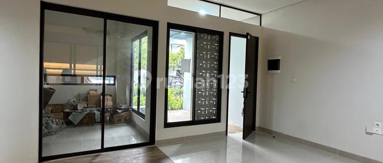 For Rent Flora House Summarecon Bandung Very Nice 1