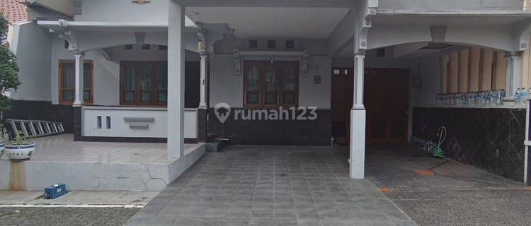 Rumah 2 Lantai Dekat Pintu Tol Margonda dan Mall Margo City  1