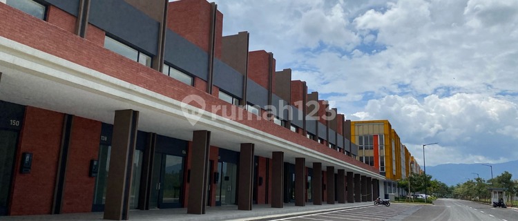 Good Ready-to-Use Shop House in Magna Terrace Summarecon Bandung 1