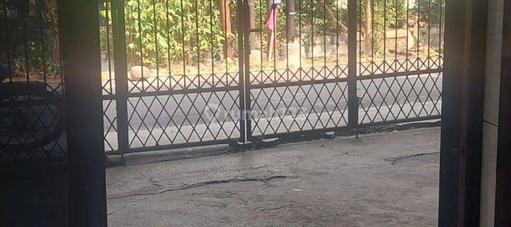 Ruko di Jl. Cililitan besar 1 lantai 1