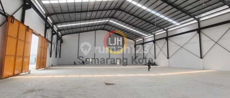 Warehouse in Candi Industrial Area 1