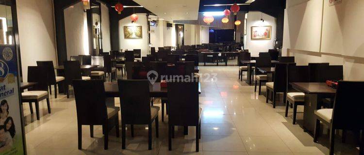 Di Jual Pusat Bisnis Area Dan Kuliner Jalan Braga Mainroad, Bandung 1