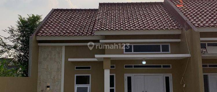 Rumah Depok Minimalis Harga kalem free kanopi  1