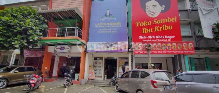 3-story shophouse, at V'Point on Padjajaran Street, Bogor. 1