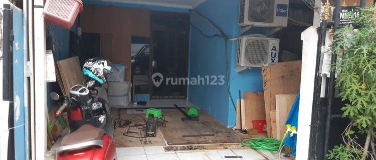 Rumah Muara Karang Blok 5 Hadap Selatan. Dekat Superindo.  1