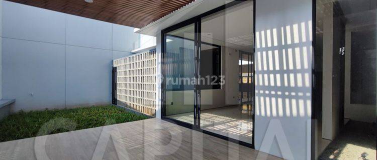  Rumah Baru Lux Minimalis Modern Di Setraduta, Bandung 1