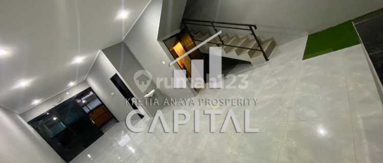 New and Ready to Occupy House in Taman Kopo Indah 2 Bandung 1