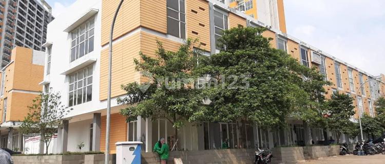 Shop house ready in Cinere, safe and green environment, suitable for business or offices. 1