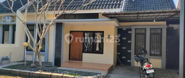 For rent: minimalist house on Jl. Kaliurang km8, cluster area Jl. Damai Palagan Kaliurang. 1