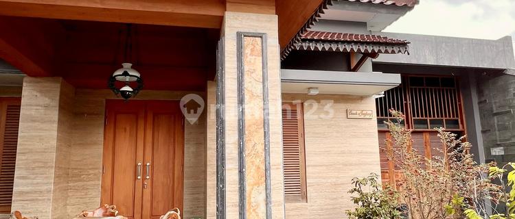 For Rent Homestay House in Monjali Sleman 4 Bedrooms Fully Furnished 1