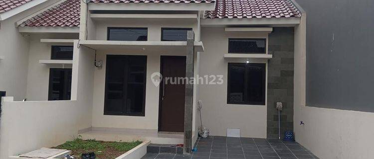 Rumah 1 Lantai Cantik Dalam Cluster Area Kalimulya 1