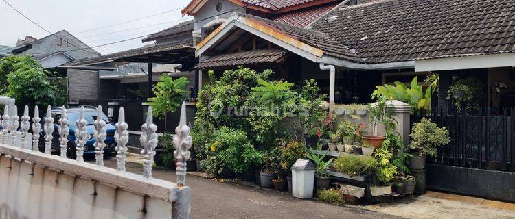 Rumah di Komplek Graha Permai Ciputat Tangerang Selatan  1