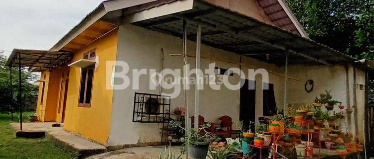 RUMAH STRATEGIS COCOK UNTUK TEMPAT USAHA ATAU KOS KOSTDIKELILINGI: BANK BCA PUSAT, KANTOR PEMERINTAHAN DAN SWASTA, POLTEK UNSRI, PUSAT  KULINER, MALL PALEMBANG ICON, PALEMBANG SQUER, RUMAH SAKIT BUNDA 1