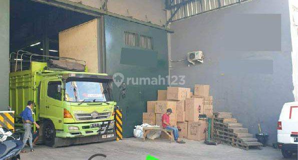 Disewakan Gudang Daerah Bandengan Bisa masuk mobil kontainer 40 feet 1
