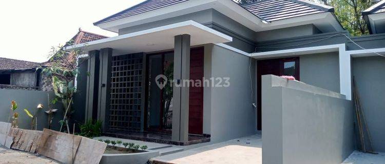 Termurah Di Daerahnya!! Rumah Keren Modern Di Jogja Utara 1