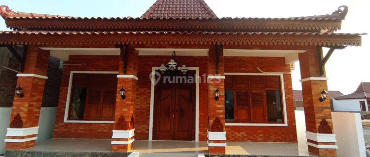 Etnik Jawa !! Vila/ Rumah Exclusive Superstrategis Jogja Timur 1