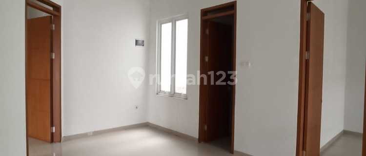 Rumah Minimalist Nyaman Terawat di Mekar Wangi 1