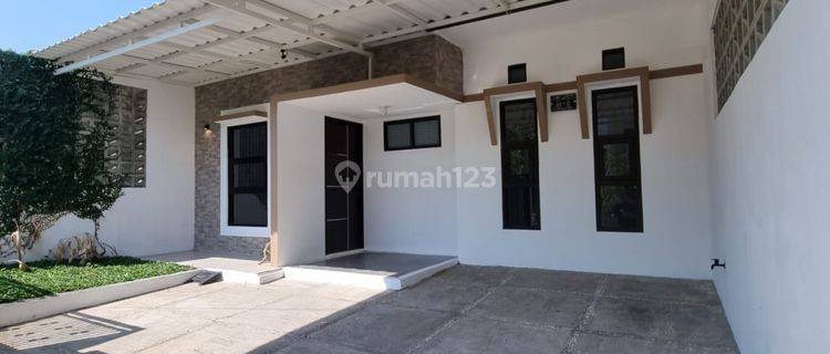 Rumah Bagus 2 Lantai Minimalis Modern Siap Huni Di Taman Kopo Katapang Bandung 1