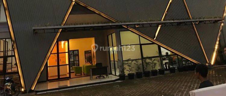 Murah Dijual Rumah Surabaya Pusat Kota Di Jl. Kapuas - Surabaya Pusat - Parkiran Luas +/- 12 Mobil - Strategis Dekat Raya Darmo 1