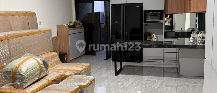 Commercial Shophouse 1