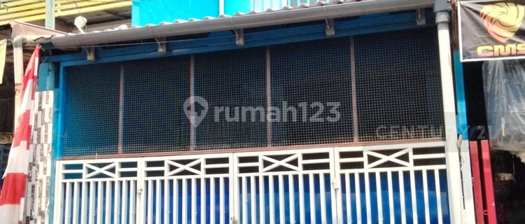 For Rent 2-Storey Shop House in Matraman Pramuka Market 1