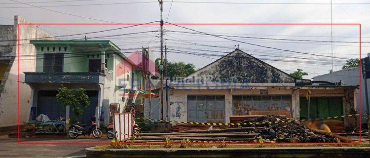 Tanah Luas Pinggir Jalan Poros Kawasan Ramai Pusat Kota Tuban 1