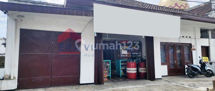 Strategic Shop House for Rent on Tumpang Axis, Bromo Route, Near the Market 1