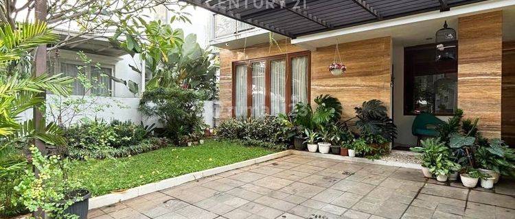 Rumah Dalam Townhouse Lokasi Strategis Suasana Nyaman TA16401 1