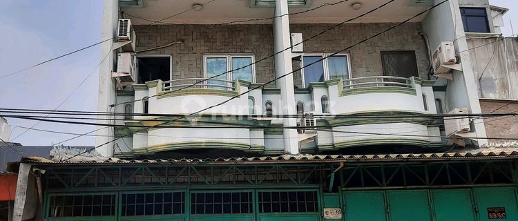 Kost Pengukiran Pekojan Tambora 4.5-Story Full Residence, West Jakarta 1