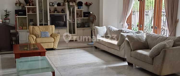 Corner House Across from Kelapa Gading Mall 1