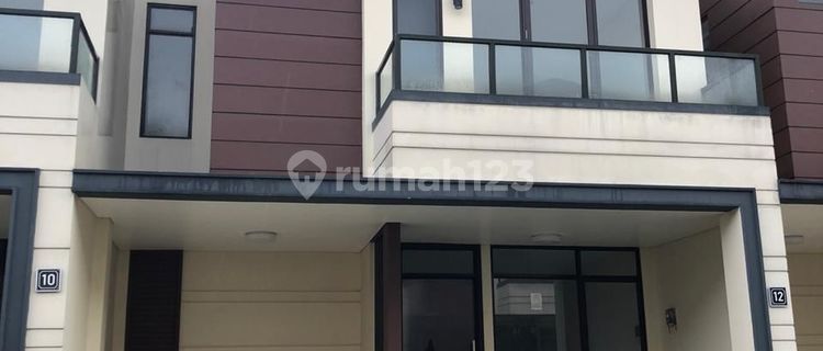 Disewa Rumah Lavon Swan City 2 Lantai Tangerang 1