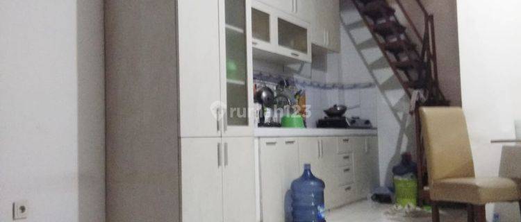 Dijual Rumah Taman Palem Lestari 2,5 Lantai Bagus Cengkareng Jak-Bar 1