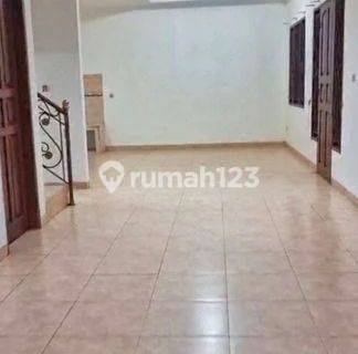 DISEWAKAN Rumah Hook Citra Garden 5. SIAP HUNI dan RAPI 1