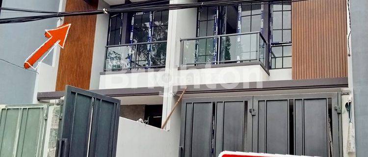 RUMAH BARU 2 LT MODERN MINIMALIS DI MERUYA JAKARTA BARAT 1