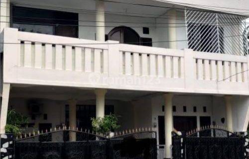 Dijual Rumah Tinggal Dan Tempat Kost²an 3 Lantai Di Jatimekar 1