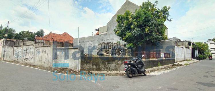 Tanah pekarangan strategis 1