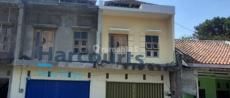 Ruko 2 lantai baru gress dekat Jalan Brigjend Katamso 1