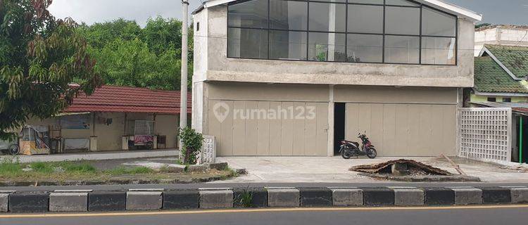 Ruko baru gress 2 lantai di pinggir jalan 1