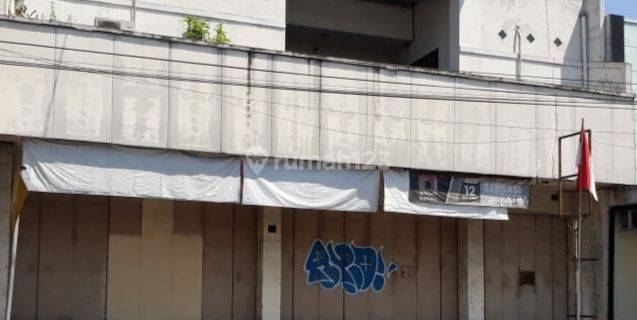 Ruang Usaha / Ruko 2,5 Lantai
Pinggir Jalan Raya Strategis 1