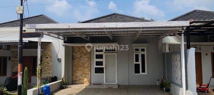 Rumah Bagus Minimalis Modern Siap Huni Dengan Perabot Di Cluster 1