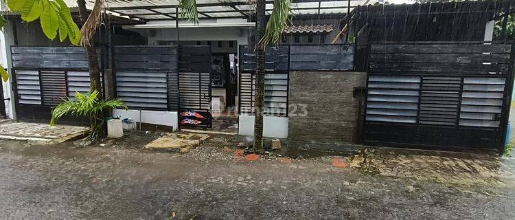 Rumah Bagus Full Furnished Di Perumahan 1