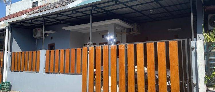 Rumah Minimalis Siap Huni Dengan Perabot (semi Furnished) Di Perumahan Favorit Di Gentan 1