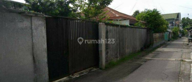 Tanah Ada Bangunan Dekat Pasar Gede & Jalan Ir Juanda Di Jebres, Solo 1