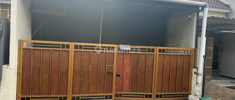 Rumah Minimalis Modern Di Cluster Di Wonorejo, Solo 1