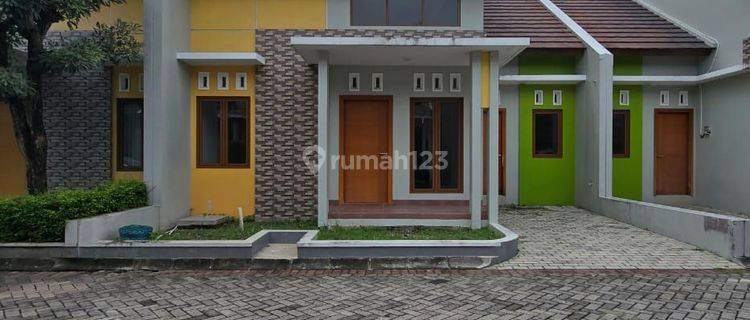 Rumah Baru Minimalis Di Cluster Elite 1