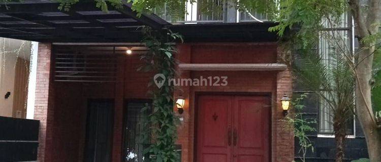 Rumah 2 lantai dalam komplek dekat rmh sakit..di Bintaro 1