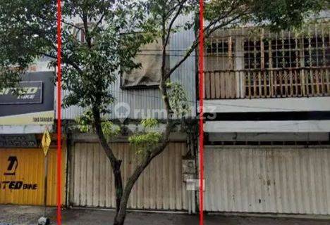 Ruko Pusat Kota Tembus 2 Jalan A. Yani Bagus 846 m2 Jombang 1